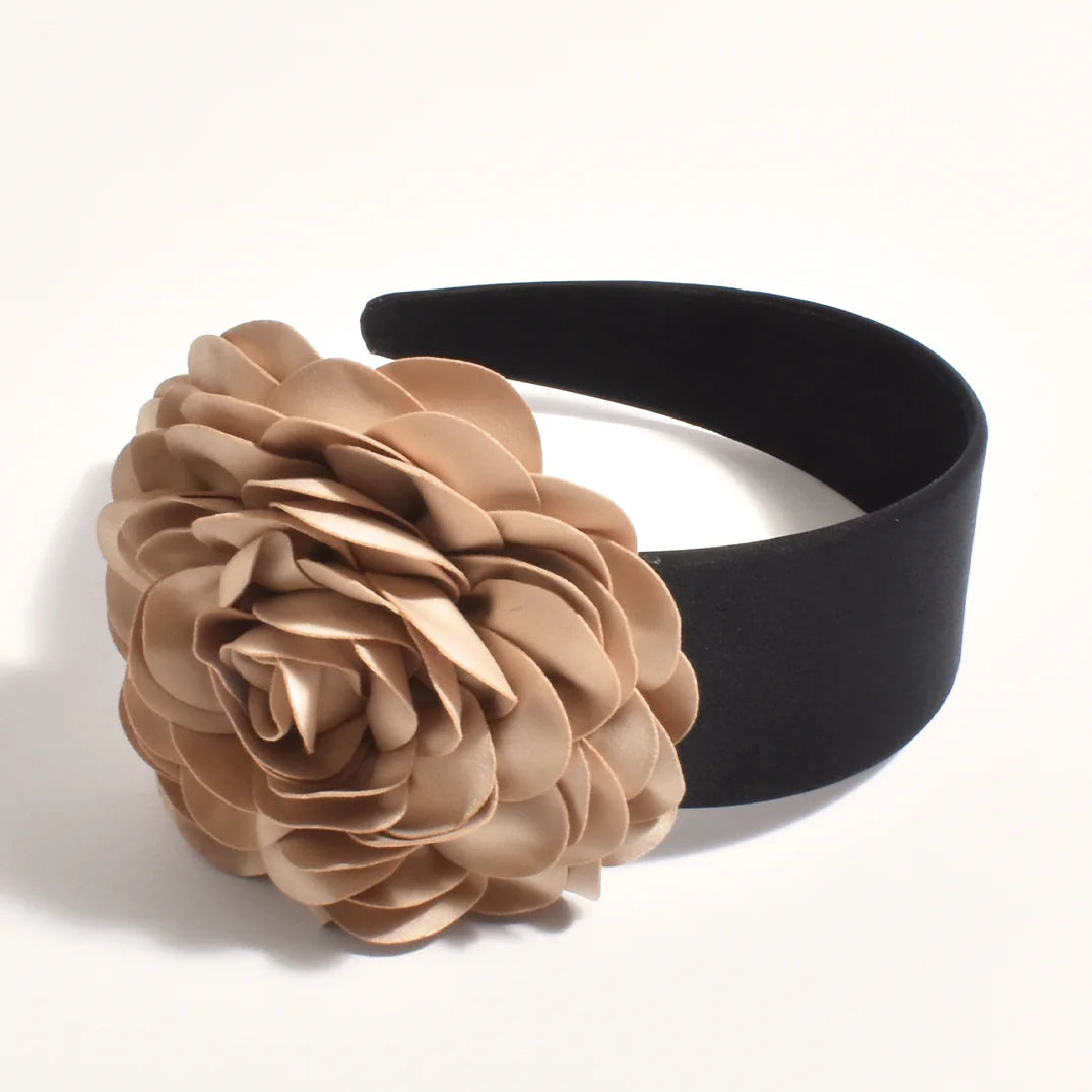 Oversize Rose Event Headband in Black and Camel