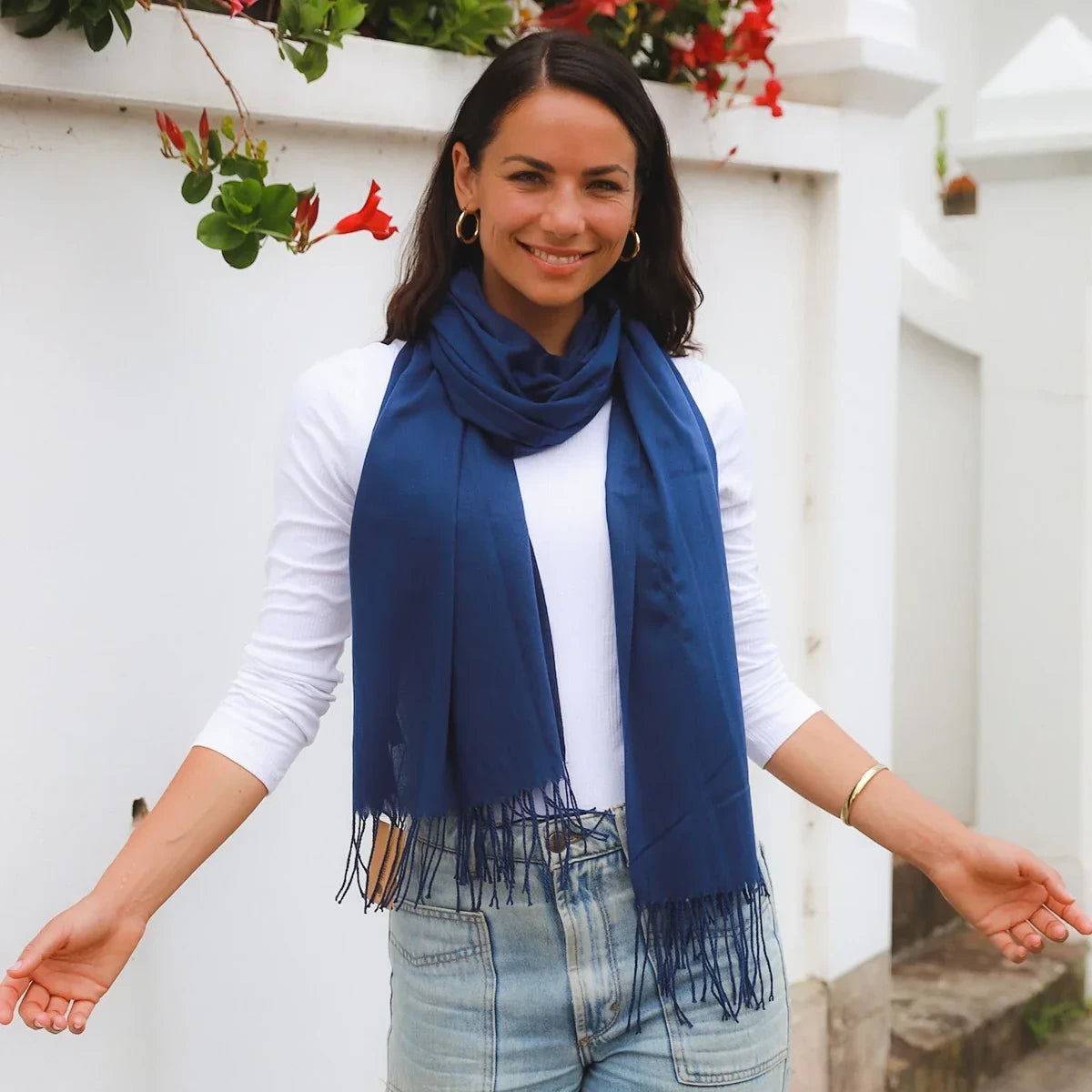 Navy Scarf by Lemon Tree – sammi